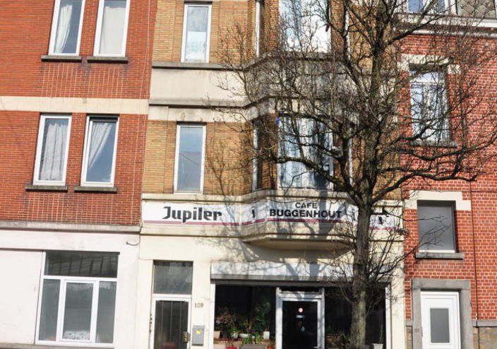 Gebouw voor gemengd gebruik te koop in Sint-Jans-Molenbeek