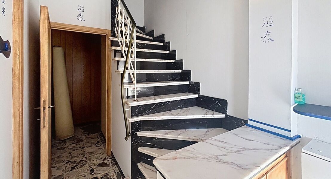Appartementsgebouw te koop in Opwijk