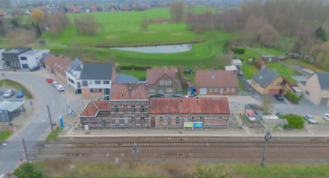 Buitengewoon huis te koop in Lebbeke