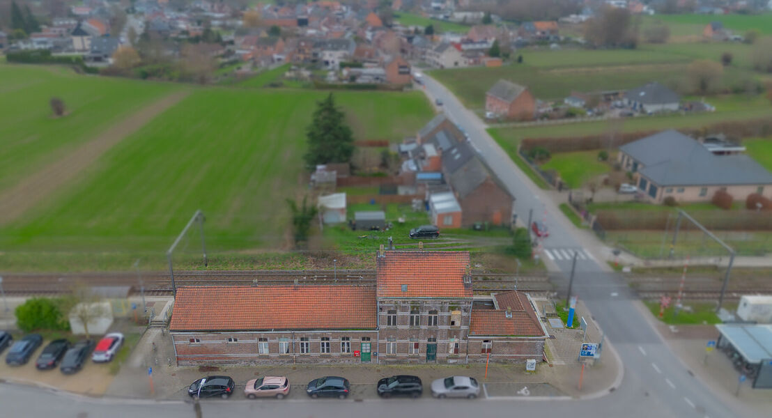 Buitengewoon huis te koop in Lebbeke