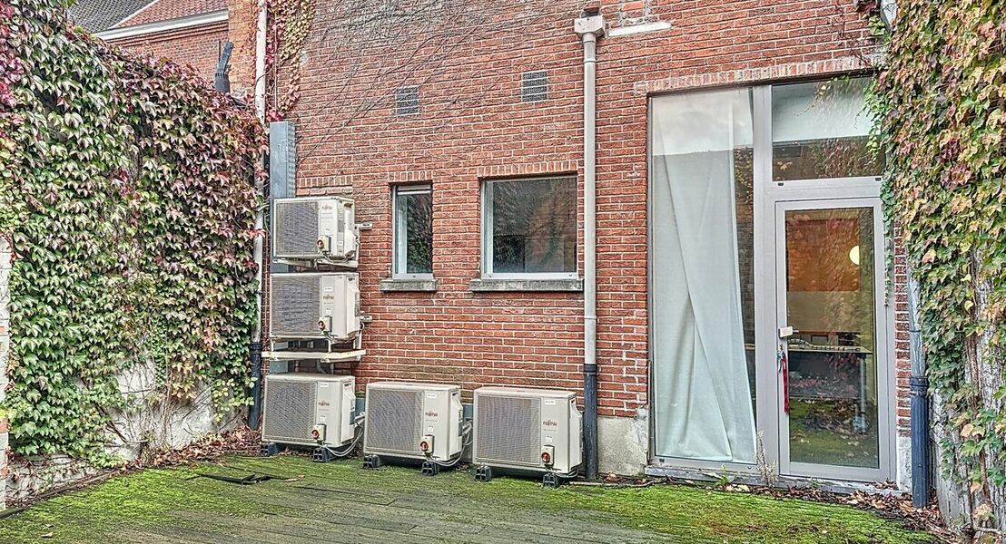 Commercieel gelijkvloers te huur in Opwijk