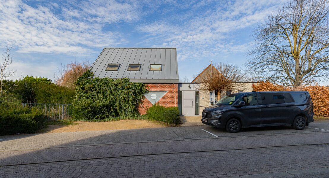 Gebouw voor gemengd gebruik te koop in Opwijk