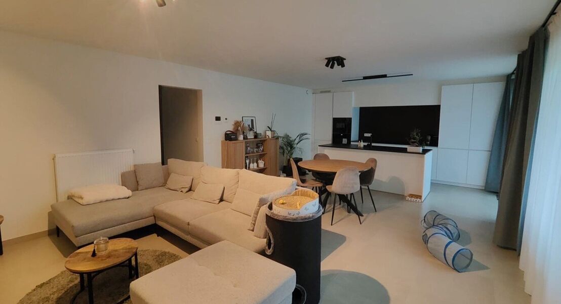 Gelijkvloerse verdieping te huur in Opwijk