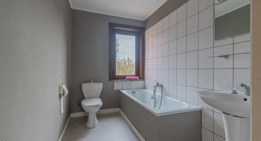 Op te frissen woning te koop in Opwijk