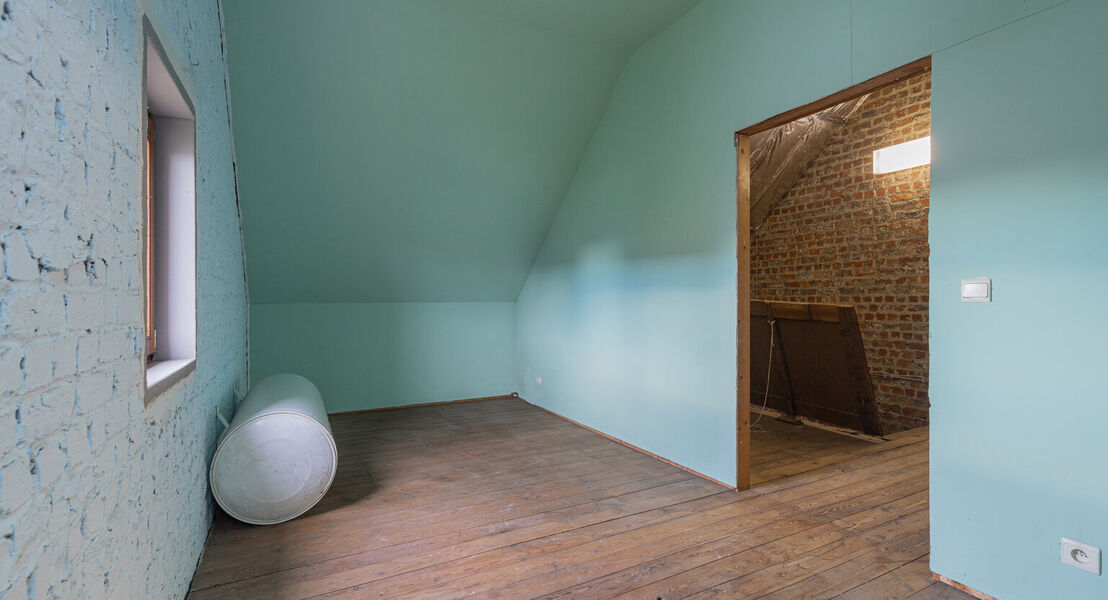 Op te frissen woning te koop in Opwijk